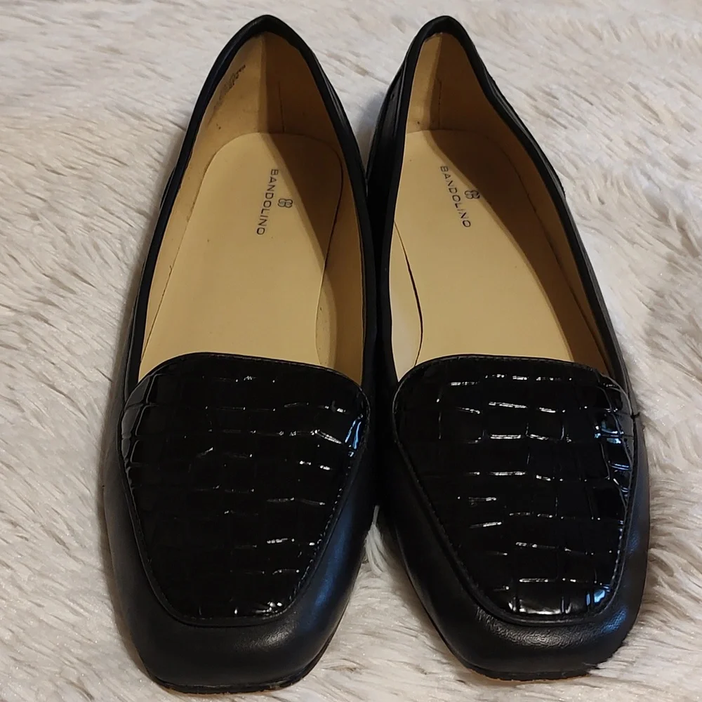 Bandolino slip loafers